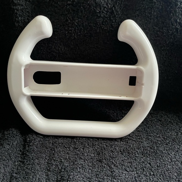 Nintendo White Wii Controller Set with MotionPlus used - Picture 7 of 9